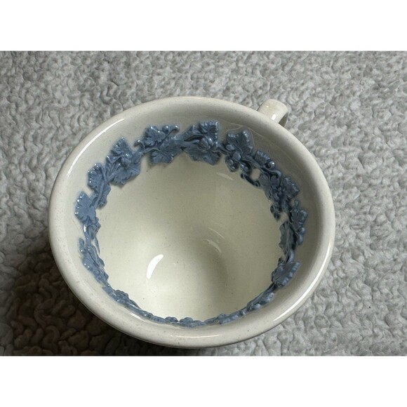 Wedgewood Embossed Queensware Cup & Saucer Ivory And Blue Set of 2 - Picture 2 of 8